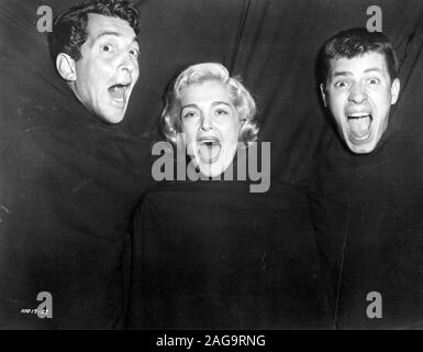 JERRY LEWIS, Dean Martin und LIZABETH SCOTT in Angst steif (1953), unter der Regie von George Marshall. Quelle: Paramount Pictures/Album Stockfoto