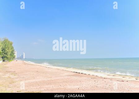 Natur Landschaft von Cha Am Beach in Phetchaburi Provinz, Thailand Stockfoto