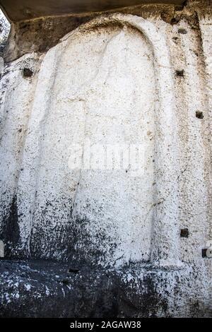 Assyrische Stelen, Archäologische Tal von Nahr el-Kalb, in der Nähe von Beirut, Libanon Stockfoto