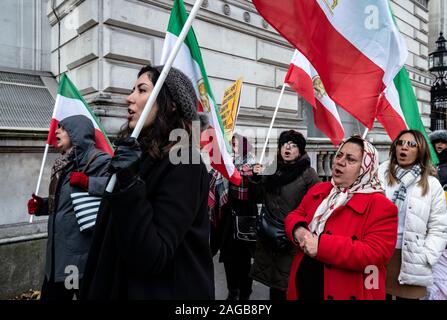 Iraner protestieren in London in der Sympathie mit und unterstützt die Demonstrationen im Iran in der Opposition gegen die Politik der iranischen Regierung und brutale Regime Stockfoto