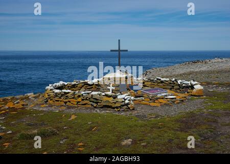 Denkmal für HMS Sheffield, Type 42 Zerstörer, die vor der Küste von Seelöwe-Insel im Falkland-Krieg 1982 sank. Stockfoto