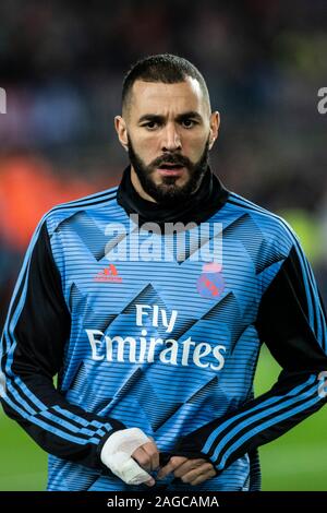 Camp Nou, Barcelona, Katalonien, Spanien. 18 Dez, 2019. Liga Fußball, Barcelona gegen Real Madrid; Benzema von Real Madrid im Warm up-redaktionelle Verwendung Credit: Aktion plus Sport/Alamy leben Nachrichten Stockfoto