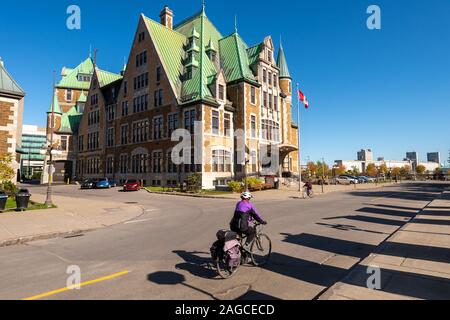 Quebec City, CA - 5. Oktober 2019: Gesundheit und Wohlergehen der Gebäude Stockfoto