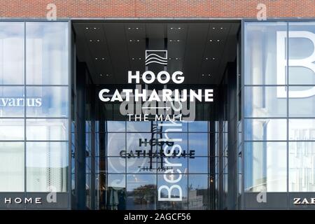 Eingang und Logo von Hoog Catharijne in Utrecht. Hoog Catharijne ist das am häufigsten besuchte Einkaufszentrum in den Niederlanden. Stockfoto
