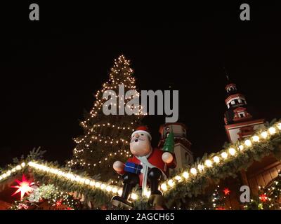 Weihnachtsmarkt in Deutschland Weihnachtsbaum Stockfoto