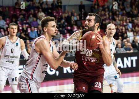 Venezia, Italien. 18 Dez, 2019. Francesco Pellegrino (umana reyer Venezia) während Umana Reyer Venezia vs Rytas Vilnius, Basketball EuroCup Meisterschaft in Venedig, Italien, 18. Dezember 2019 Quelle: Unabhängige Fotoagentur/Alamy leben Nachrichten Stockfoto