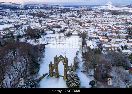 Gisborough Priory im Winter Schnee, Guisborough, North Yorkshire Stockfoto