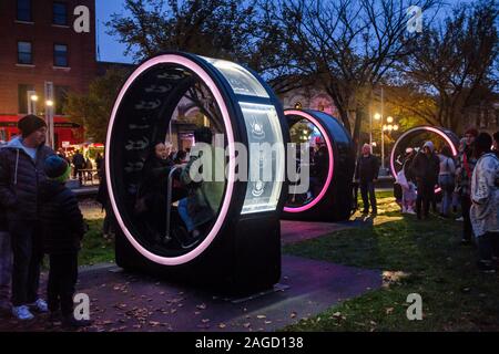 Kreisförmige interaktive Kunst in der Nacht festival Nuit Blanche in der Alte Marktplatz von Winnipeg, Manitoba Stockfoto