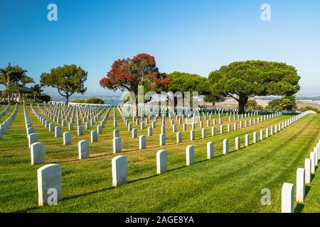 San Diego, Kalifornien/USA - August 13, 2019 Fort Rosecrans National Cemetery, einem föderalen Soldatenfriedhof in der Stadt von San Diego, Kalifornien. Stockfoto