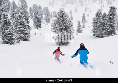 Ski-Skifahrer, Kühtai, Österreich Stockfoto