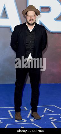 Foto muss Gutgeschrieben © Alpha Presse 079965 18.12.2019, Marcus Mumford im Star Wars der Aufstieg von Skywalker Europäischen Film Premiere auf der Vue Leicester Square in London statt. Stockfoto