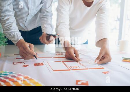 UX-UI und Programmierung Entwicklung Technologie. Stockfoto