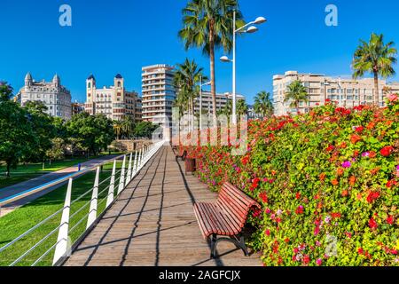 Puente de las Flores Brücke, Valencia, Comunidad Valenciana, Spanien Stockfoto