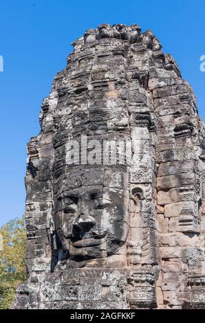 Bayon Tempel Buddha Statuen und Schnitzereien Angkor Thom komplexe Siem Reap Kambodscha - single Buddha Gesicht Nahaufnahme Stockfoto