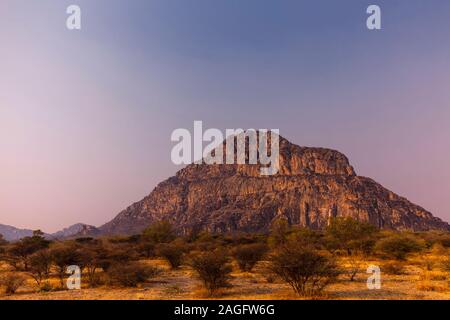 Tsodilo Hügel „Männerhügel“, Abendglühen, alte Felsmalereien, kalahari Wüste, Botsuana, Südafrika, Afrika Stockfoto