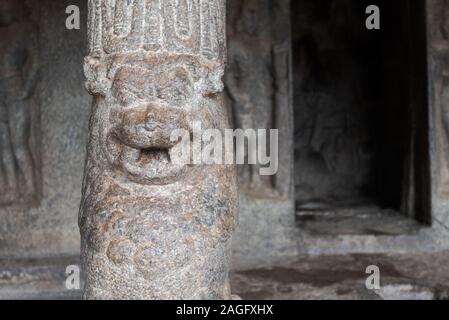 Detail der Hindu Tempel in der Form eines Löwen Stockfoto