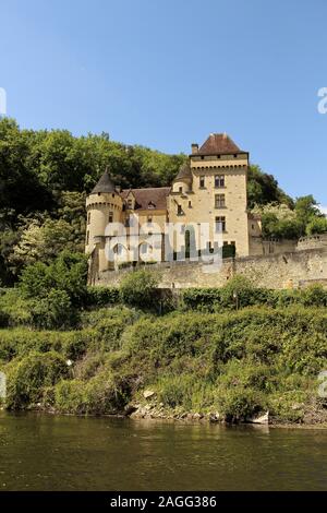 Vezac (Südwesten Frankreichs): Die malartrie Schloss am Ufer des Flusses Dordogne im Périgord Noir Stockfoto