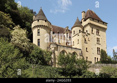 Vezac (Südwesten Frankreichs): Die malartrie Schloss am Ufer des Flusses Dordogne im Périgord Noir Stockfoto