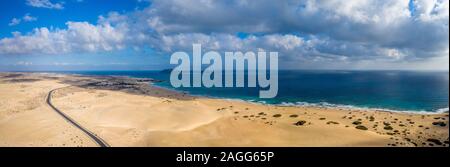 Fuerteventura, Corralejo Sanddünen Nature Park. Schöne Luftaufnahme. Kanarische Inseln, Spanien Stockfoto