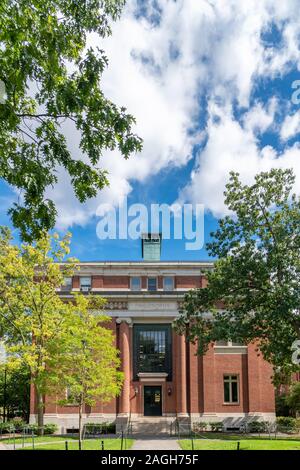 CAMBRDIGE, MA/USA, 29. September 2019: Philosophie Gebäude auf dem Campus der Harvard University. Stockfoto