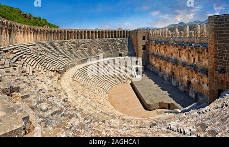 Das römische Theater von Aspendos in der Türkei. In 155 AD während der Herrschaft des Marcus Aurelius errichtet, Aspendos Theater ist das besterhaltene antike Theater in Stockfoto