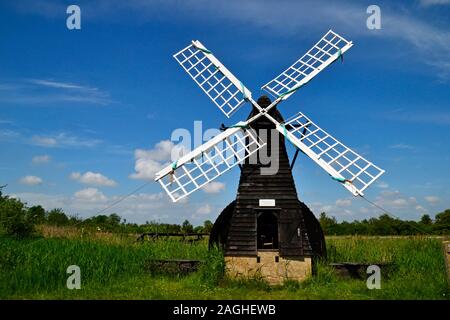 Wind Pumpe bei Wicken Fen Nature Reserve, Wicken, Cambridgeshire, Großbritannien Stockfoto