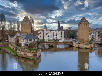 Ponts Couverts außerhalb La Petite France in Straßburg, Elsass, Frankreich, Europa Stockfoto