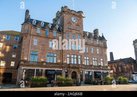 Nachricht von The Skies Malmaison, Leith - Projektion wird die Fassade des Hotels sein, mehr oder weniger in seiner Gesamtheit Stockfoto