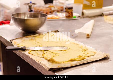 Küchenchef Küche Holzoberflächenpulver Stockfoto