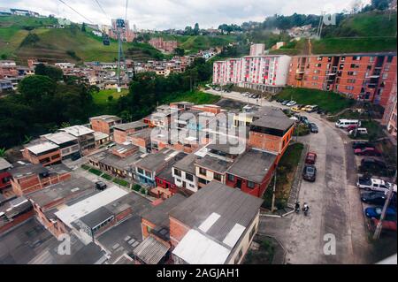 Schönen hohen Betrachtungswinkel von Manizales Stadt in Kolumbien Kaffee Zone, Südamerika Stockfoto