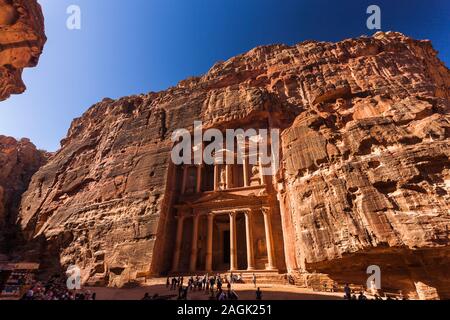 Petra, Al Khaznov, Schatzkammer, Tempel mit Felsen, Klippenskulptur, Alte Architektur, Jordanien, naher Osten, Asien Stockfoto