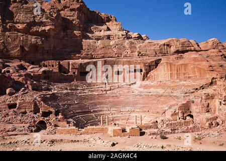 Petra, das Römische Theater, skulpturelle alte Architektur, Jordanien, Naher Osten, Asien Stockfoto