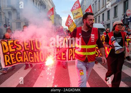 Dezember 19, 2019, Lyon, Auvergne-Rh ône-Alpes, Frankreich. Neue Mobilisierung gegen die Rentenreform. Stockfoto