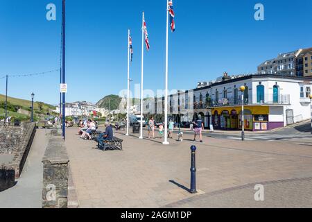 Strandpromenade, Ilfracombe, Devon, England, Vereinigtes Königreich Stockfoto