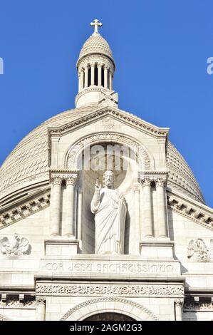 Sacre Coure: Detail über dem Eingang Stockfoto