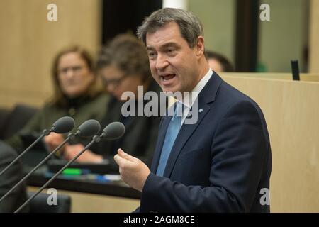 Berlin, Deutschland. 20 Dez, 2019. Markus Söder (CSU), Ministerpräsident von Bayern, spricht im Bundesrat vor der Abstimmung über das Klimapaket. Quelle: Jörg Carstensen/dpa/Alamy leben Nachrichten Stockfoto