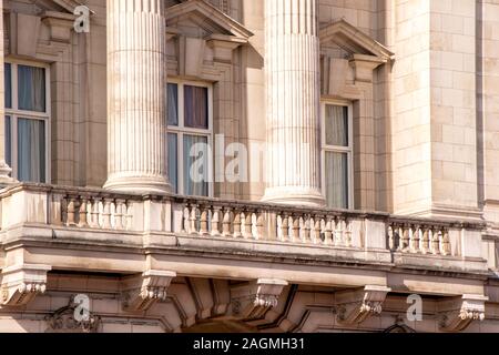 August 20, 2019 - Buckingham Palace, London, Vereinigtes Königreich. Ein Blick auf die berühmten und schönen Gebäude, in dem die Königin befindet. Stockfoto