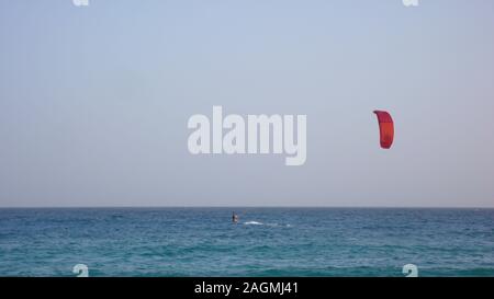 Kitesurfen in die Kapverdischen Inseln auf der Insel Sal Stockfoto