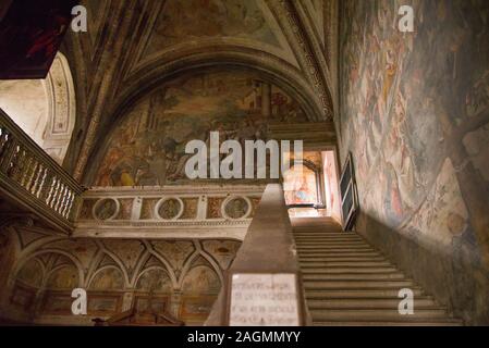 Mailand, Italien, Chiaravalle, 01. Dezember 2018: Einrichtung der Abtei von Chiaravalle Stockfoto