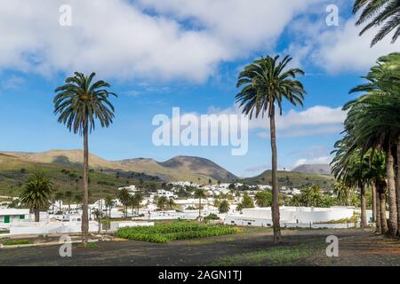 Wunderschöne Aussicht auf das Dorf Haria, Lanzarote, Kanarische Inseln, Spanien Stockfoto