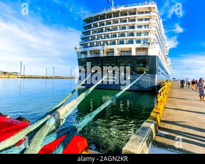 Puerto Limon, Costa Rica - Dezember 9, 2019: Holland America Kreuzfahrtschiff Eurodam Stockfoto