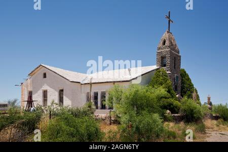 NM 00171-00 ... NEW MEXICO - Das verlassene St. Katharina von Siena Katholische Mission der Kirche in der Gemeinschaft der Hachita, die nicht mehr genug populat Stockfoto