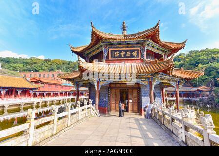 Chinesischer Pavillon im Yuantong-Tempel in Kunming-Stadt Stockfoto