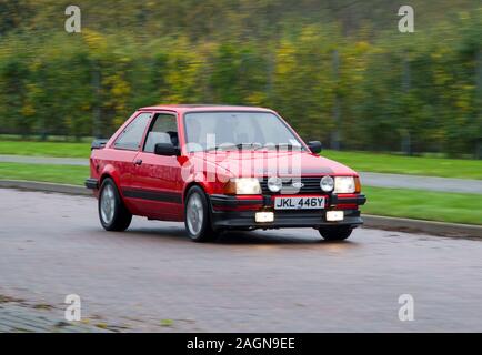 1983 Mark 3 Ford Escort RS1600i Fahrzeug mit Heißluke im Retro-Design Stockfoto
