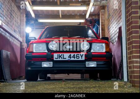 1983 Mark 3 Ford Escort RS1600i Fahrzeug mit Heißluke im Retro-Design Stockfoto