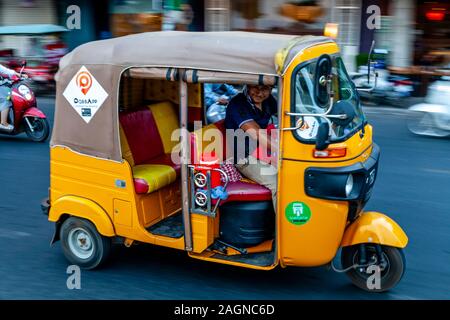 Eine Auto-rikscha (Motorrad) Taxi, Phnom Penh, Kambodscha. Stockfoto