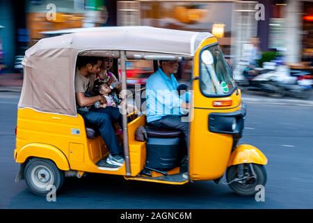 Eine Auto-rikscha (Motorrad) Taxi, Phnom Penh, Kambodscha. Stockfoto