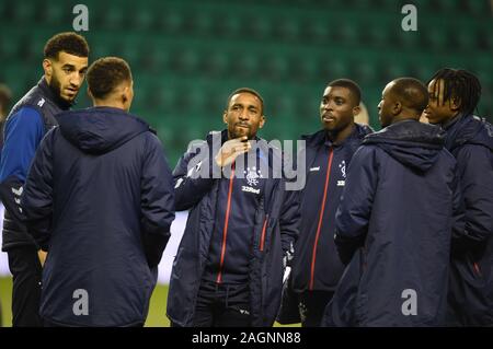 Easter Road Stadium. Edinburgh, Schottland, Großbritannien. 20 Dez, 2019. Schottische Premiership übereinstimmen. Hibernian vs Rangers Rangers Jermain Defoe (C) Pre match Credit: Eric mccowat/Alamy leben Nachrichten Stockfoto