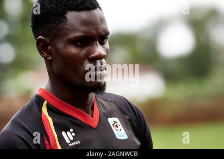 Kampala, Uganda. 16 Dez 2019. Paul Mbowa, Uganda (5) Uganda National Team in der Ausbildung für die cecafa Senior Challenge Cup 2019. Lubaga auf dem Gebiet der Berufsbildung. Credit: XtraTimeSports (Darren McKinstry) Stockfoto