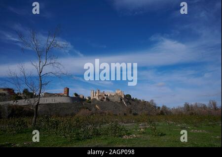 Schloss - Palast der Escalona des fünfzehnten Jahrhunderts und Mudejar Stil in Escalona del Alberche, Toledo Spanien Stockfoto